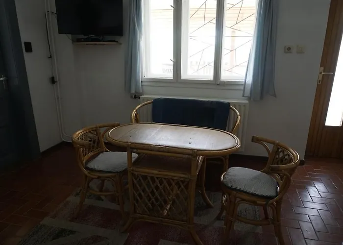 Holidays Hongarije Apartament Igal