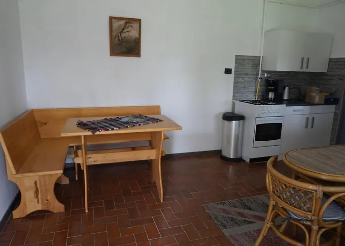 Holidays Hongarije Apartament *